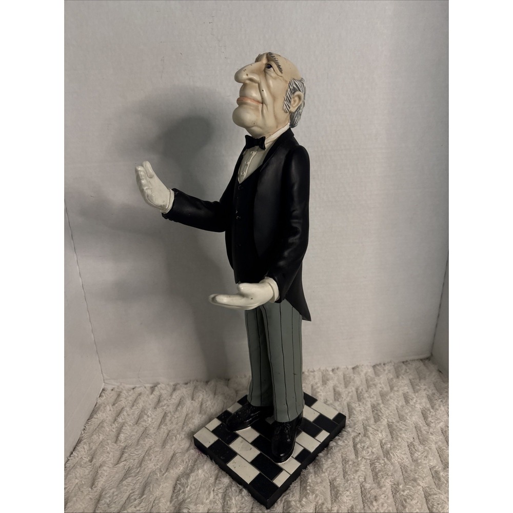 Bombay Company 2006  Jeeves James the Butler Wine Bottle Holder 18"